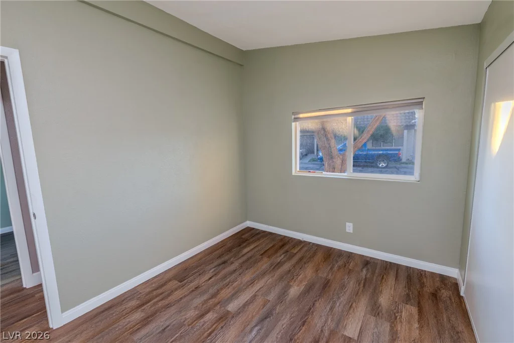 5676 Hobble Creek, Las Vegas, NV 89120