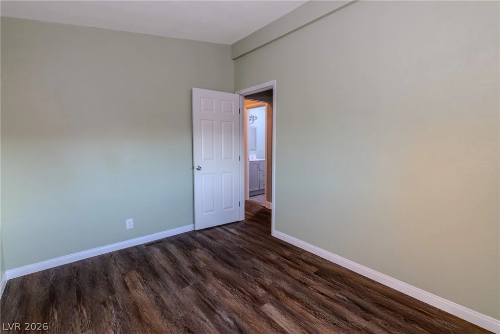 5676 Hobble Creek, Las Vegas, NV 89120