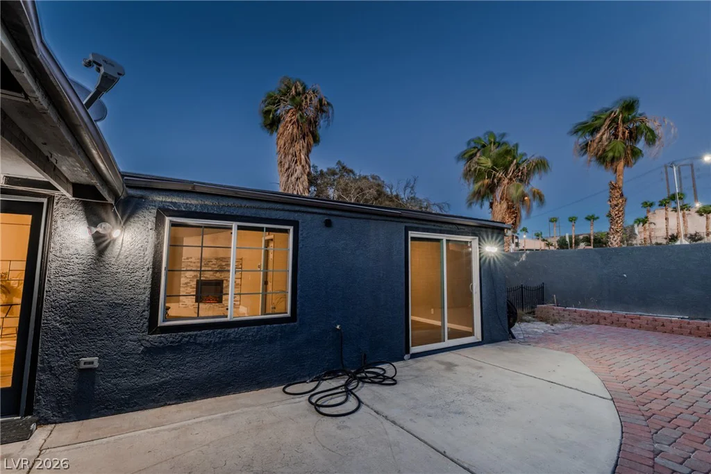 5676 Hobble Creek, Las Vegas, NV 89120