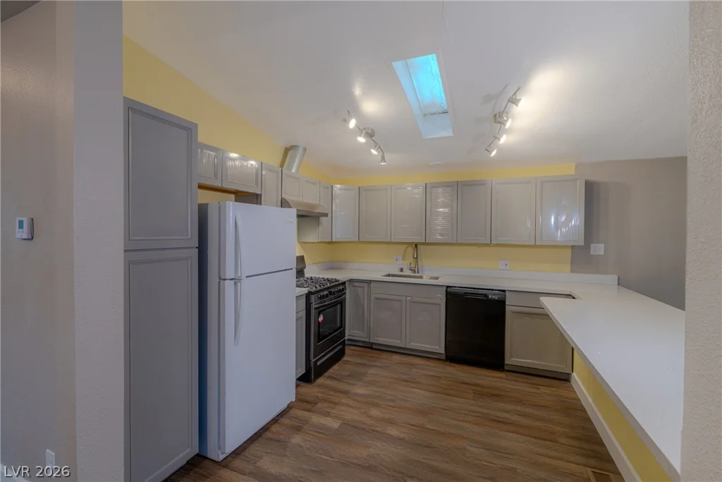 5676 Hobble Creek, Las Vegas, NV 89120