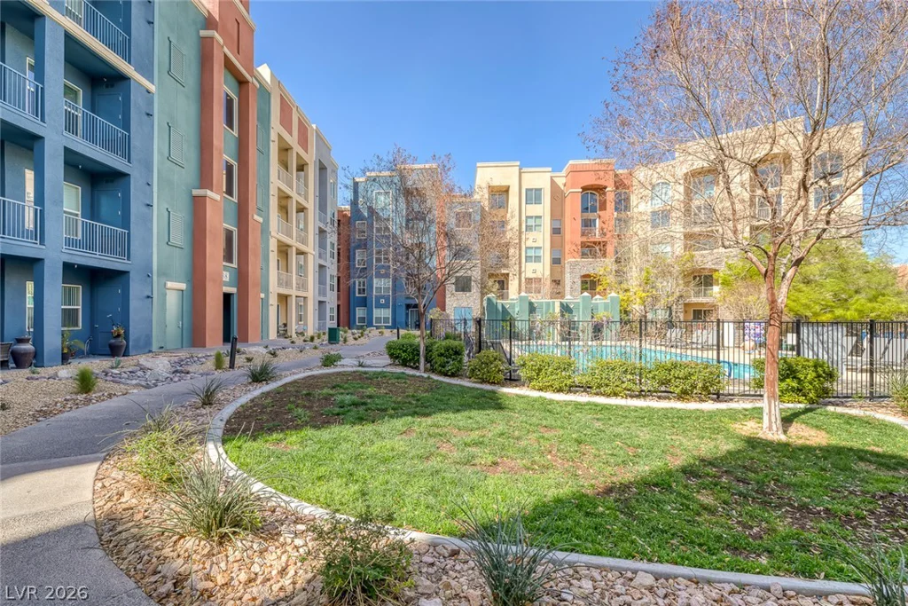 38 Serene, Las Vegas, NV 89123