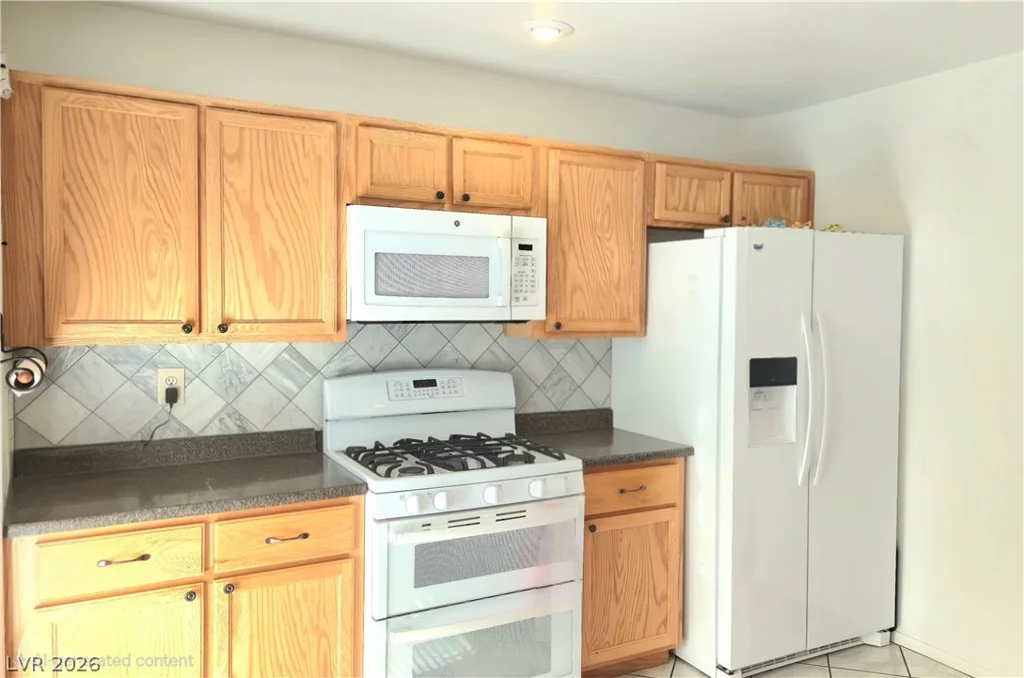 10001 Crimson Palisades, Las Vegas, NV 89144