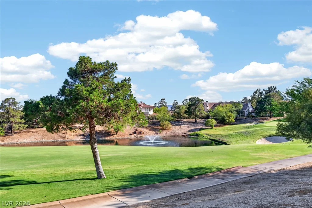 8157 Round Hills, Las Vegas, NV 89113