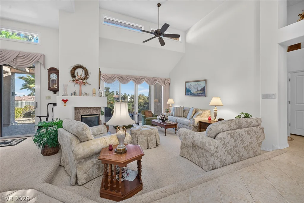 8157 Round Hills, Las Vegas, NV 89113