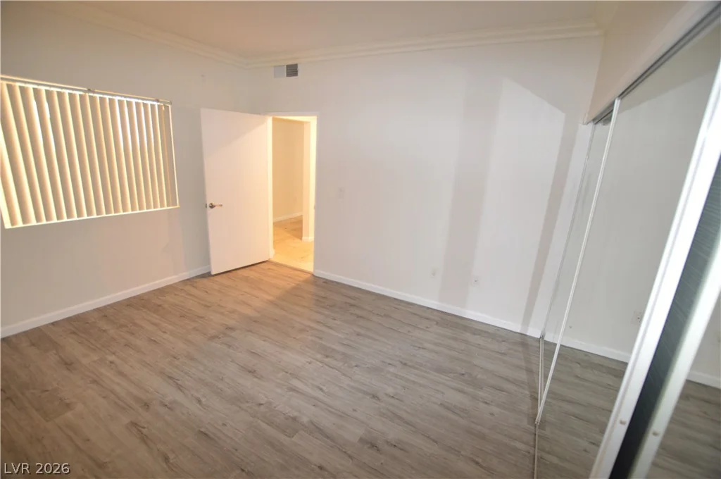 270 Flamingo, Las Vegas, NV 89169