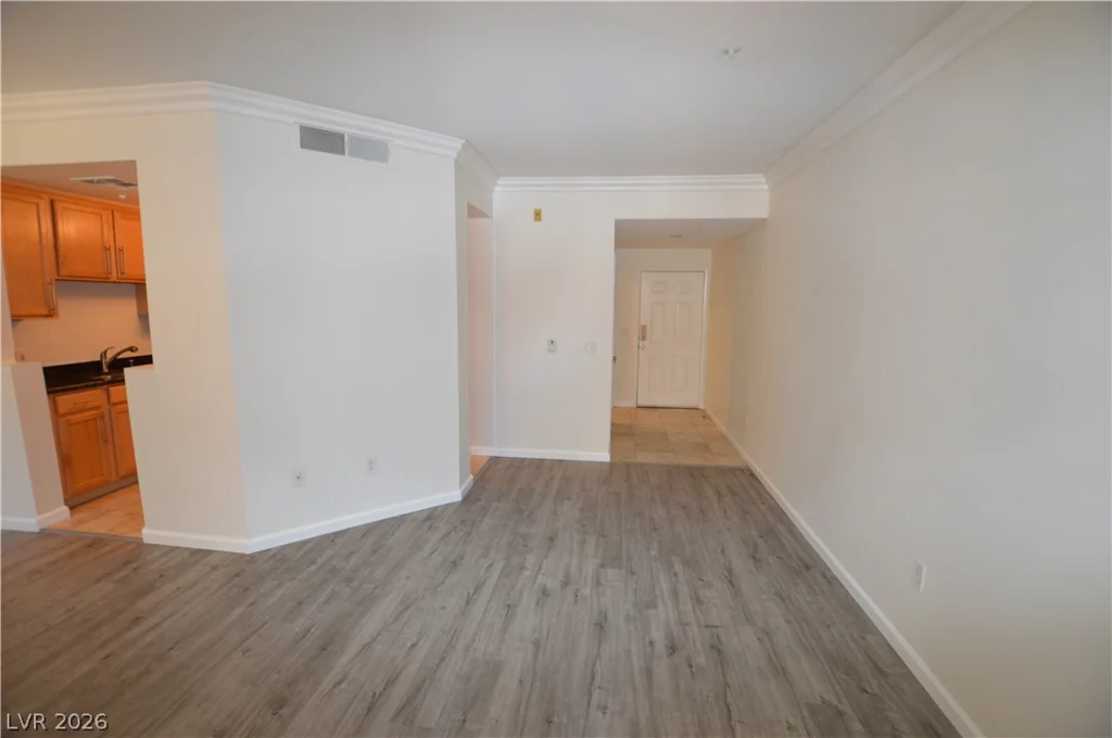 270 Flamingo, Las Vegas, NV 89169