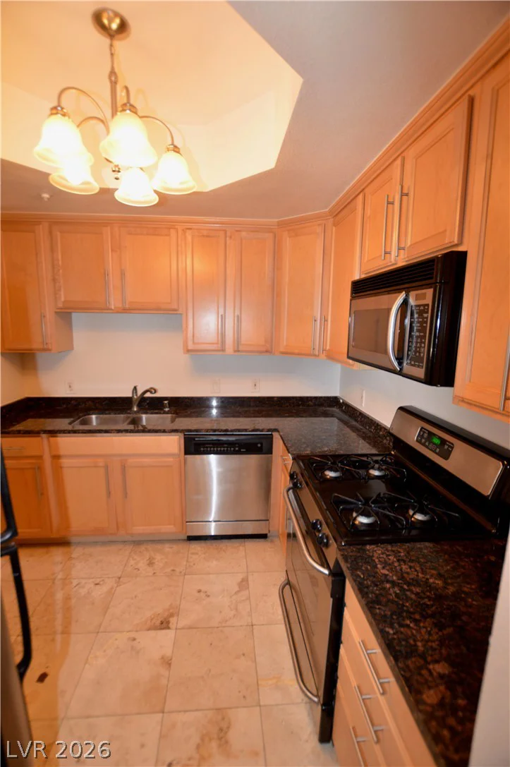 270 Flamingo, Las Vegas, NV 89169