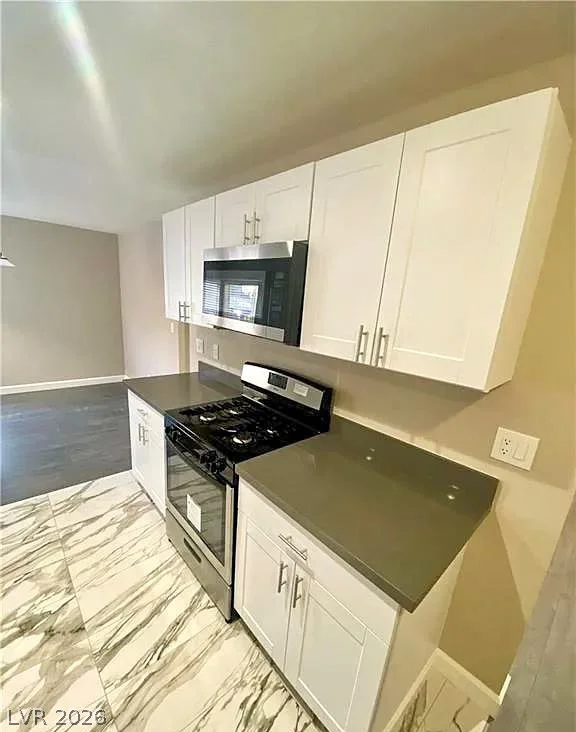2200 Fort Apache, Las Vegas, NV 89117