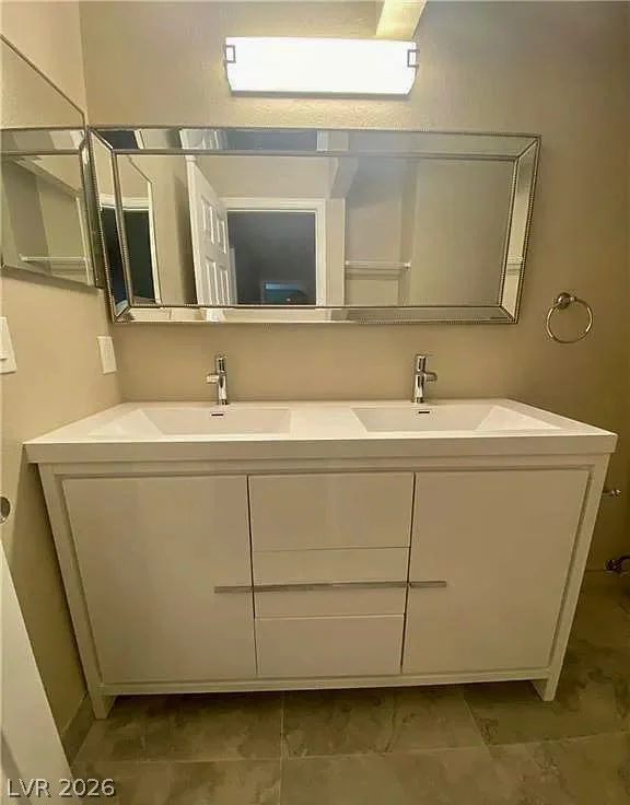 2200 Fort Apache, Las Vegas, NV 89117