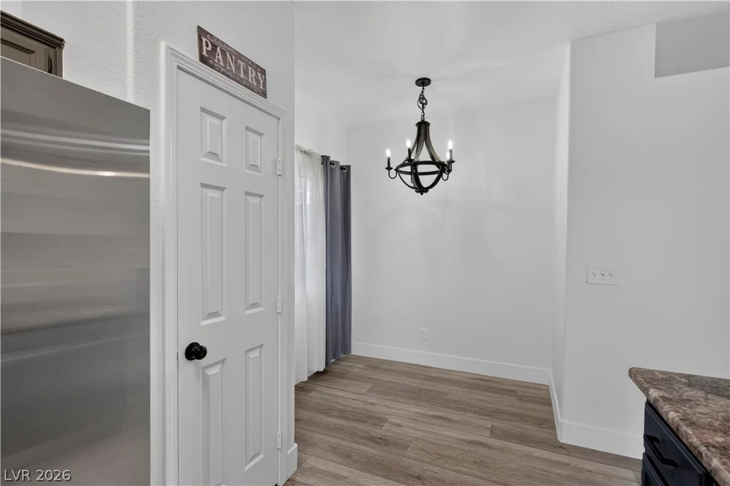 3250 Mystic Ridge, Las Vegas, NV 89129