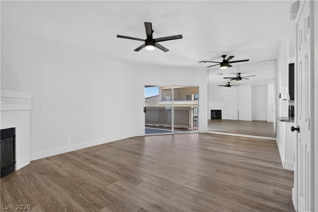 3250 Mystic Ridge, Las Vegas, NV 89129