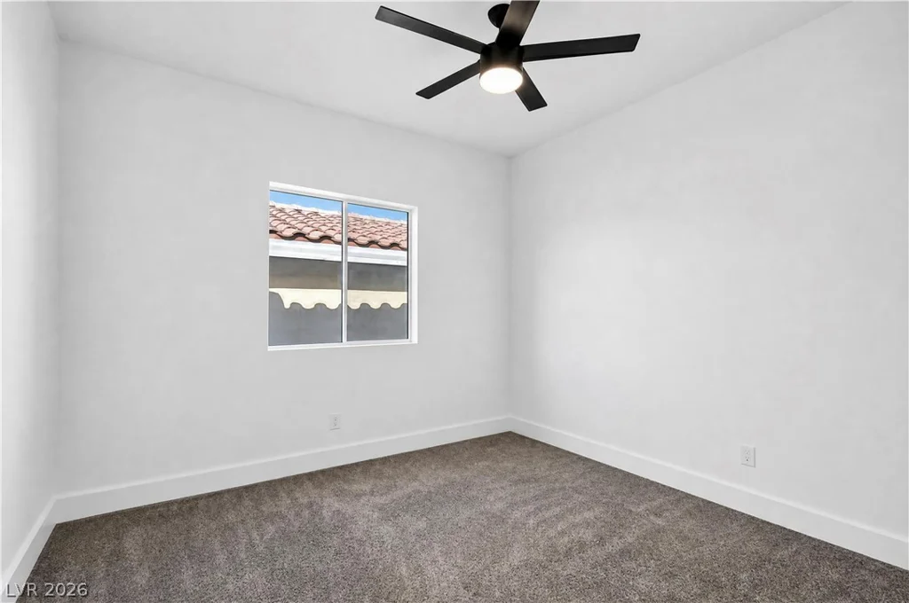 3250 Mystic Ridge, Las Vegas, NV 89129