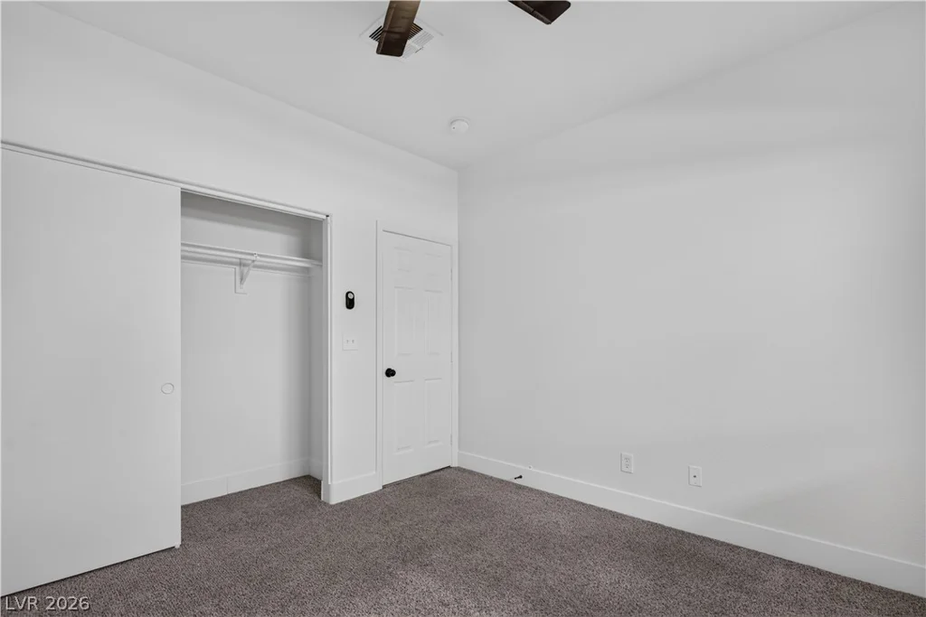 3250 Mystic Ridge, Las Vegas, NV 89129