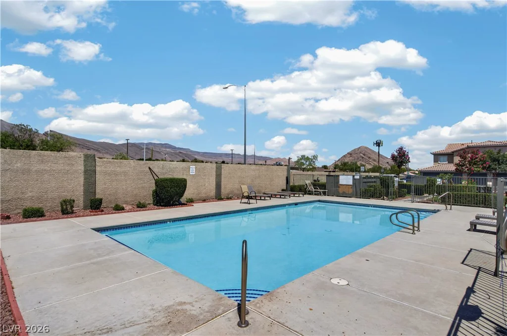 3250 Mystic Ridge, Las Vegas, NV 89129