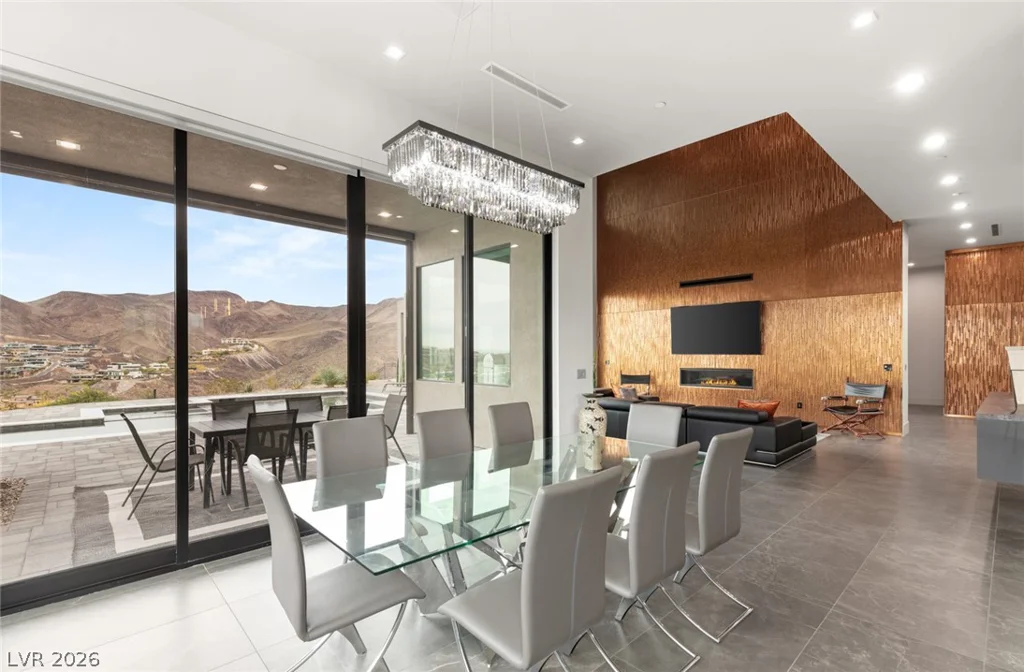 668 Dragon Peak, Henderson, NV 89012