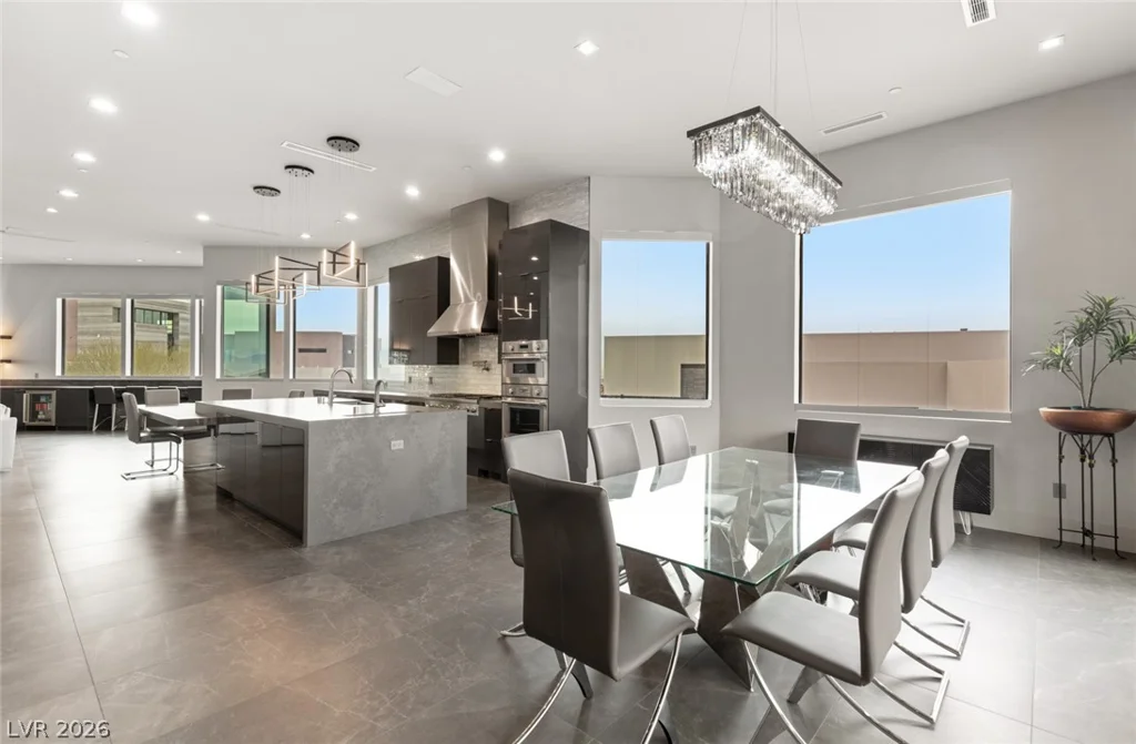 668 Dragon Peak, Henderson, NV 89012