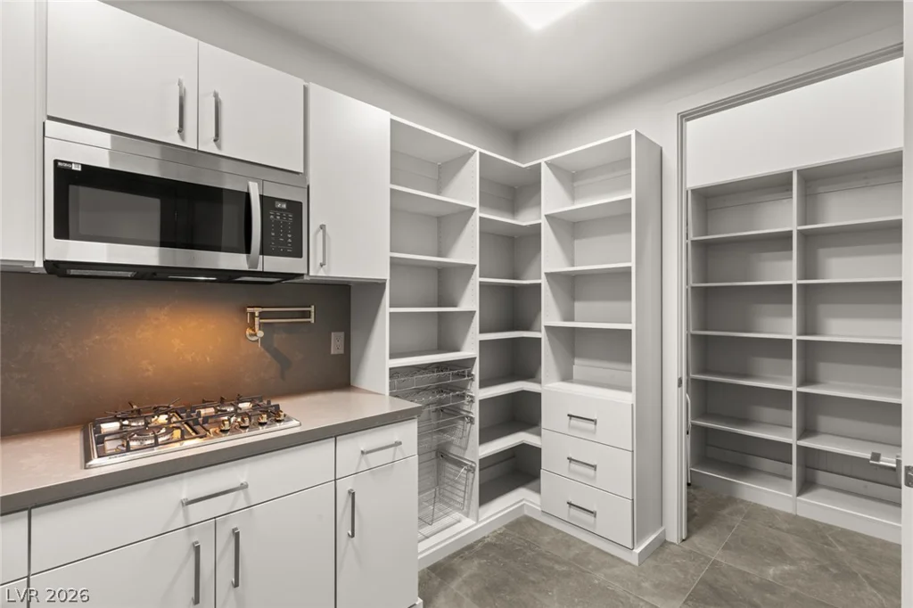 668 Dragon Peak, Henderson, NV 89012