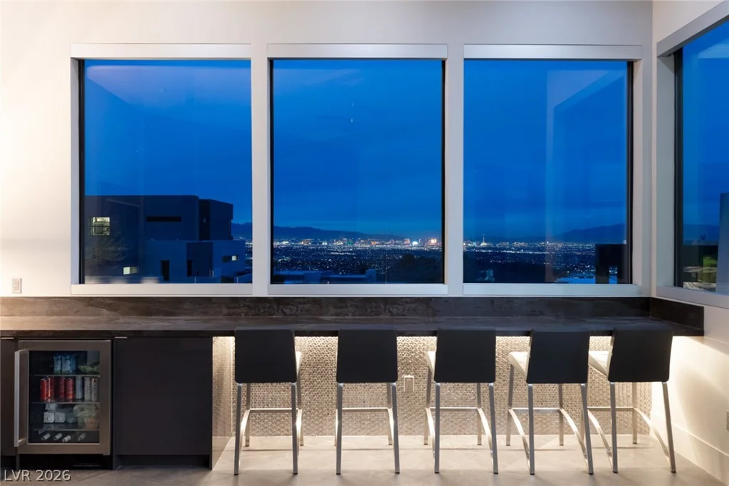 668 Dragon Peak, Henderson, NV 89012