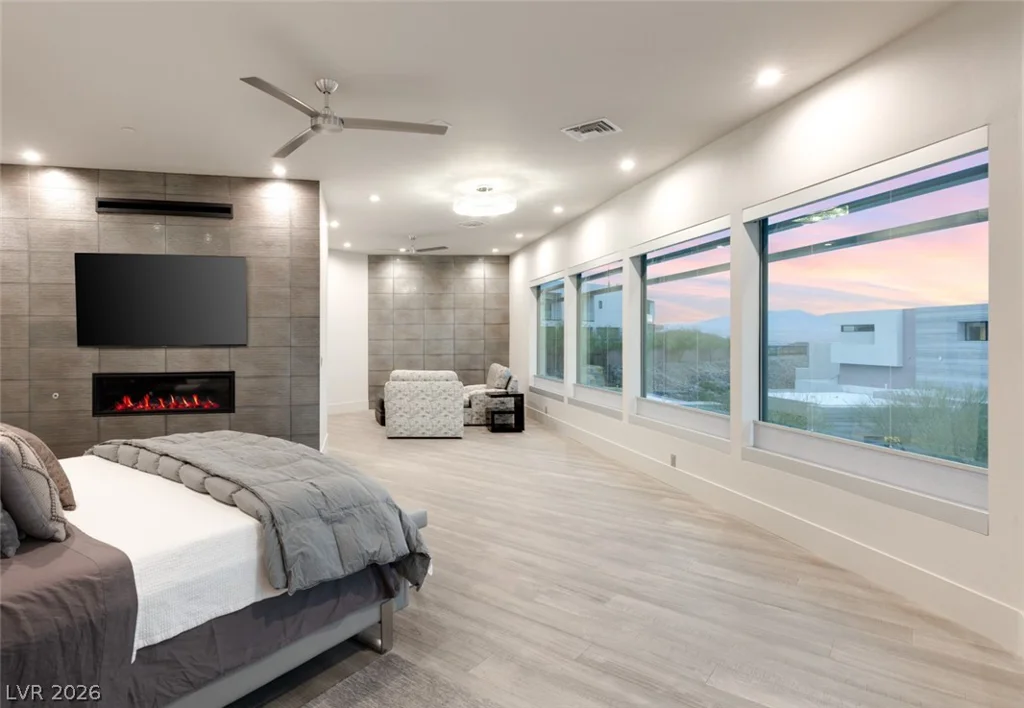 668 Dragon Peak, Henderson, NV 89012