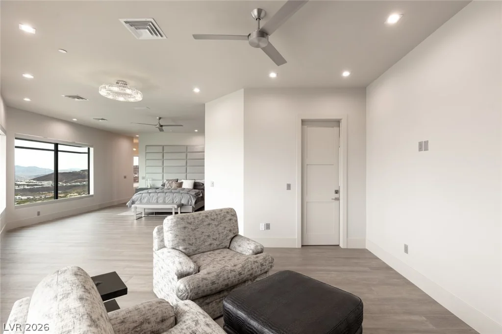668 Dragon Peak, Henderson, NV 89012