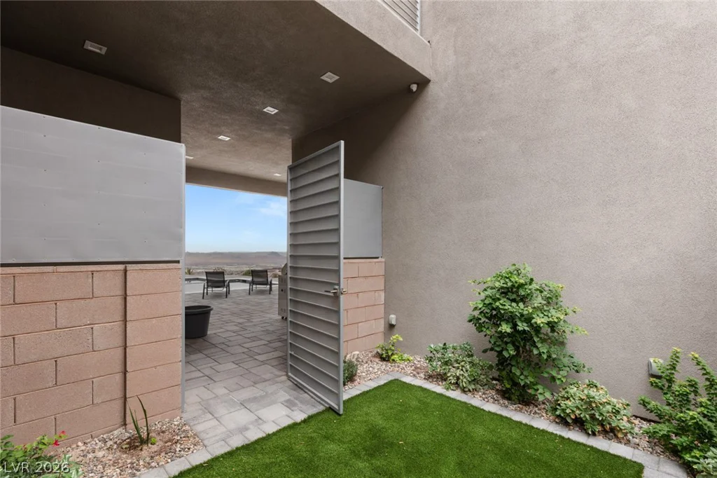 668 Dragon Peak, Henderson, NV 89012