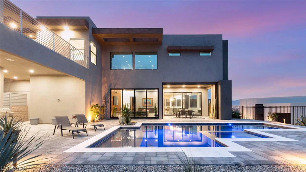 668 Dragon Peak, Henderson, NV 89012
