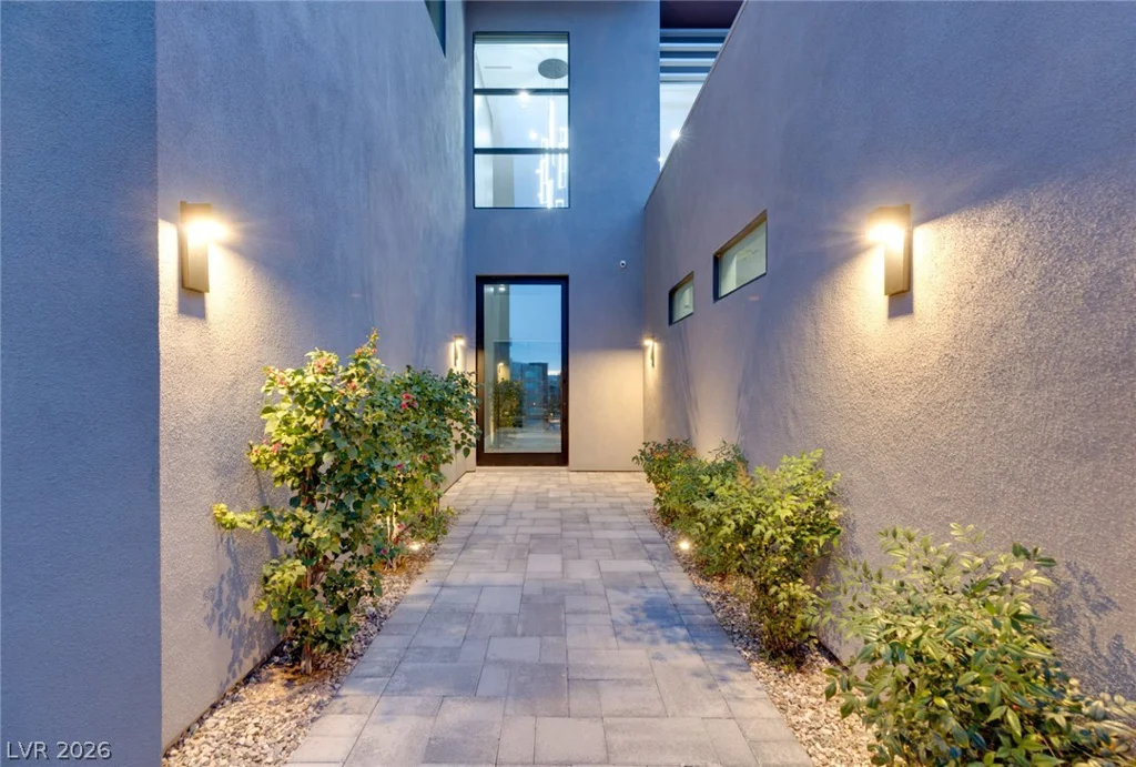 668 Dragon Peak, Henderson, NV 89012