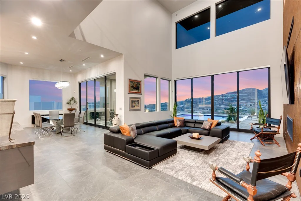 668 Dragon Peak, Henderson, NV 89012