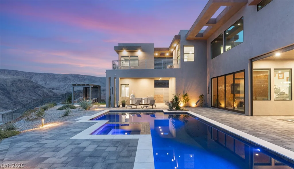 668 Dragon Peak, Henderson, NV 89012