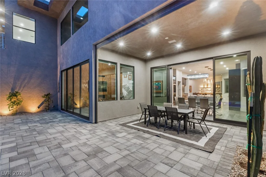 668 Dragon Peak, Henderson, NV 89012