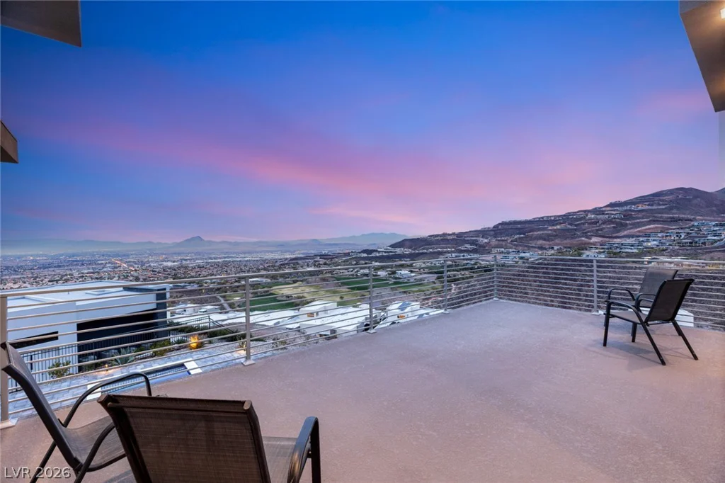 668 Dragon Peak, Henderson, NV 89012