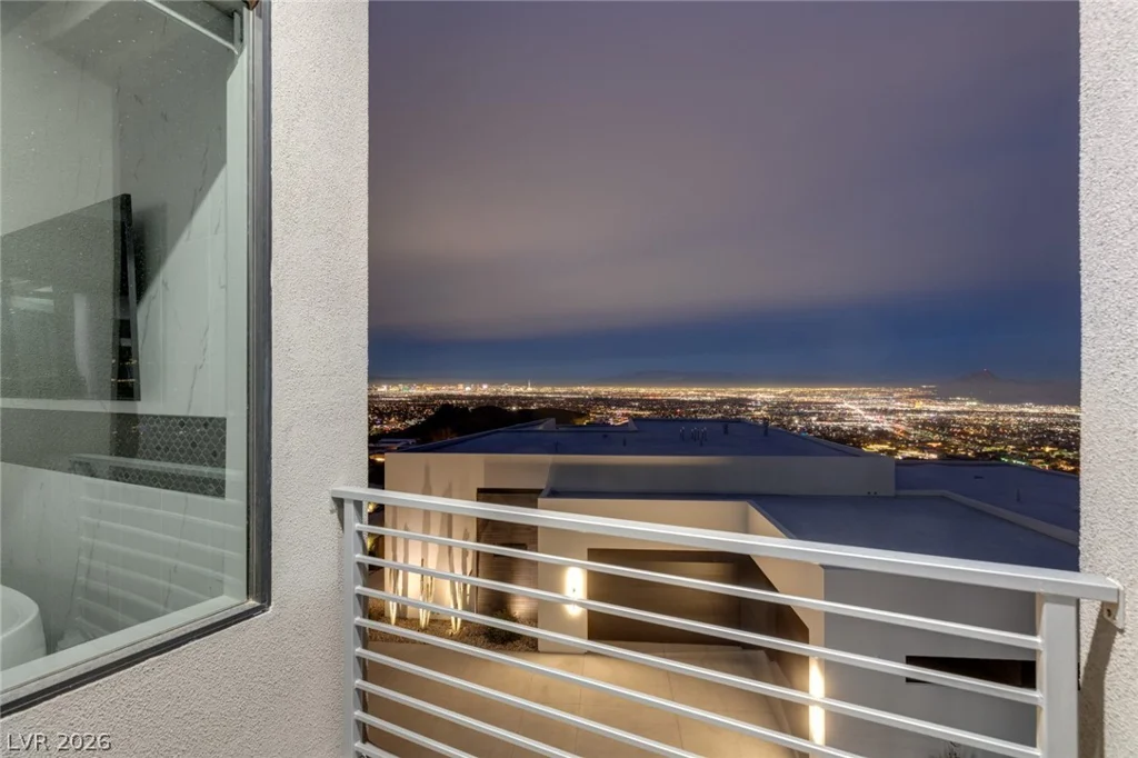 668 Dragon Peak, Henderson, NV 89012
