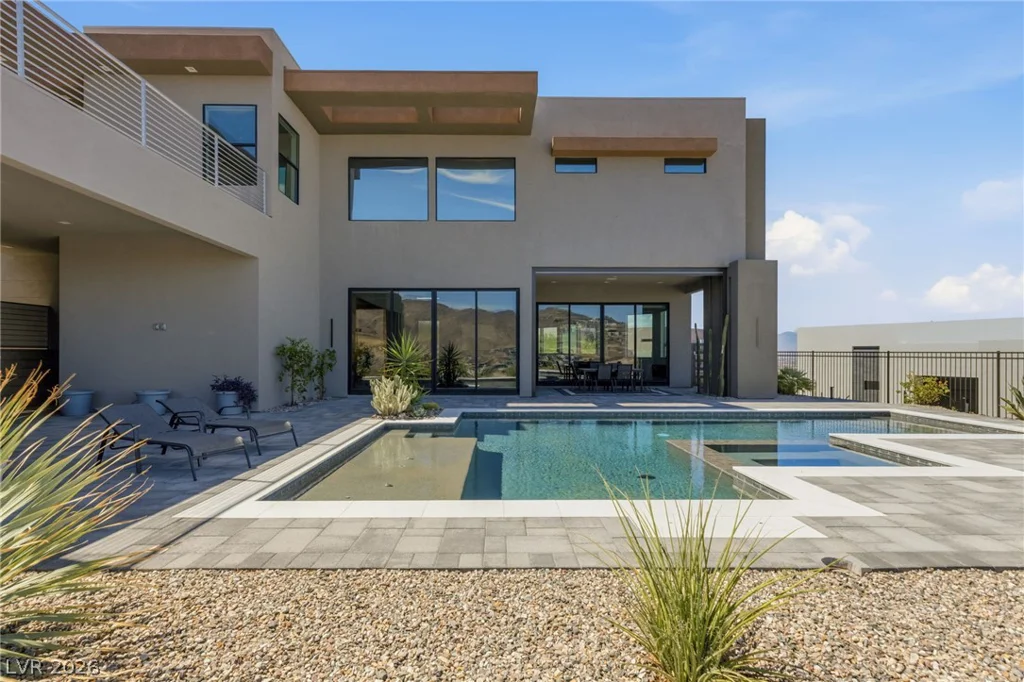 668 Dragon Peak, Henderson, NV 89012