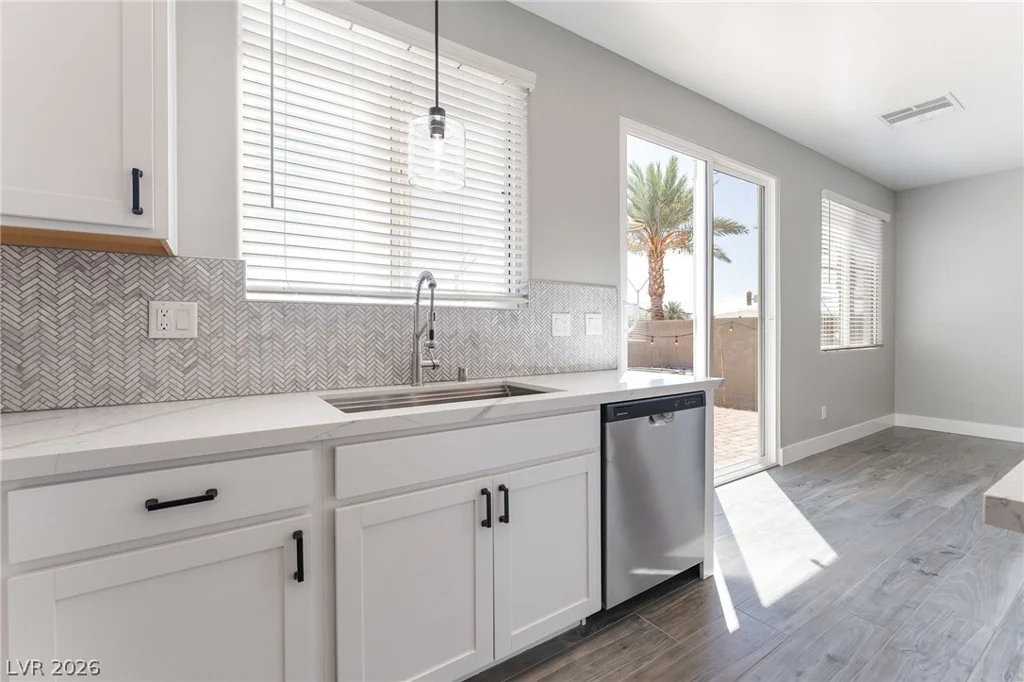 7604 Bandon Cliffs, North Las Vegas, NV 89084