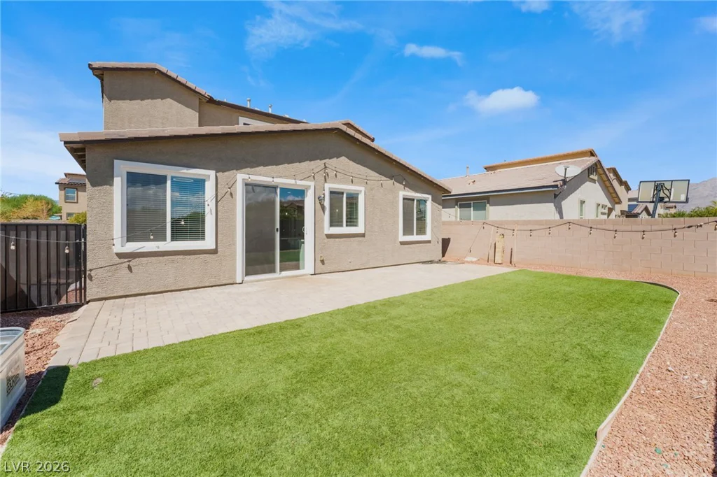 7604 Bandon Cliffs, North Las Vegas, NV 89084
