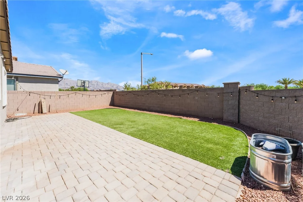 7604 Bandon Cliffs, North Las Vegas, NV 89084