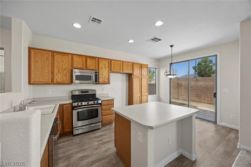 108 Yellow Flame, North Las Vegas, NV 89084