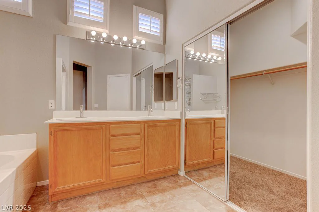 426 River Glider, North Las Vegas, NV 89084
