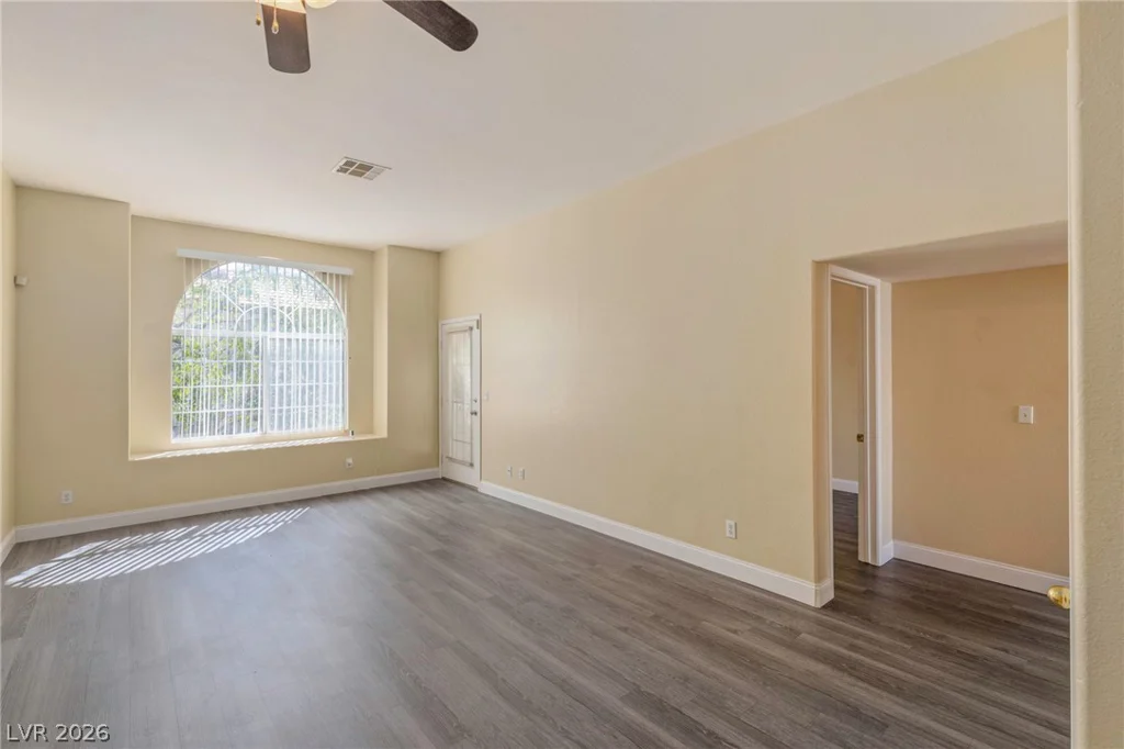 3125 Buffalo, Las Vegas, NV 89128