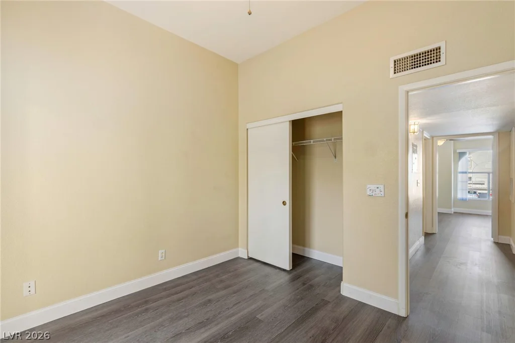 3125 Buffalo, Las Vegas, NV 89128