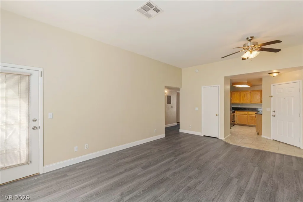 3125 Buffalo, Las Vegas, NV 89128
