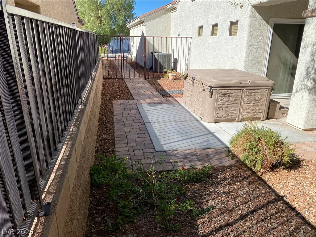 2529 Evansville, Henderson, NV 89052