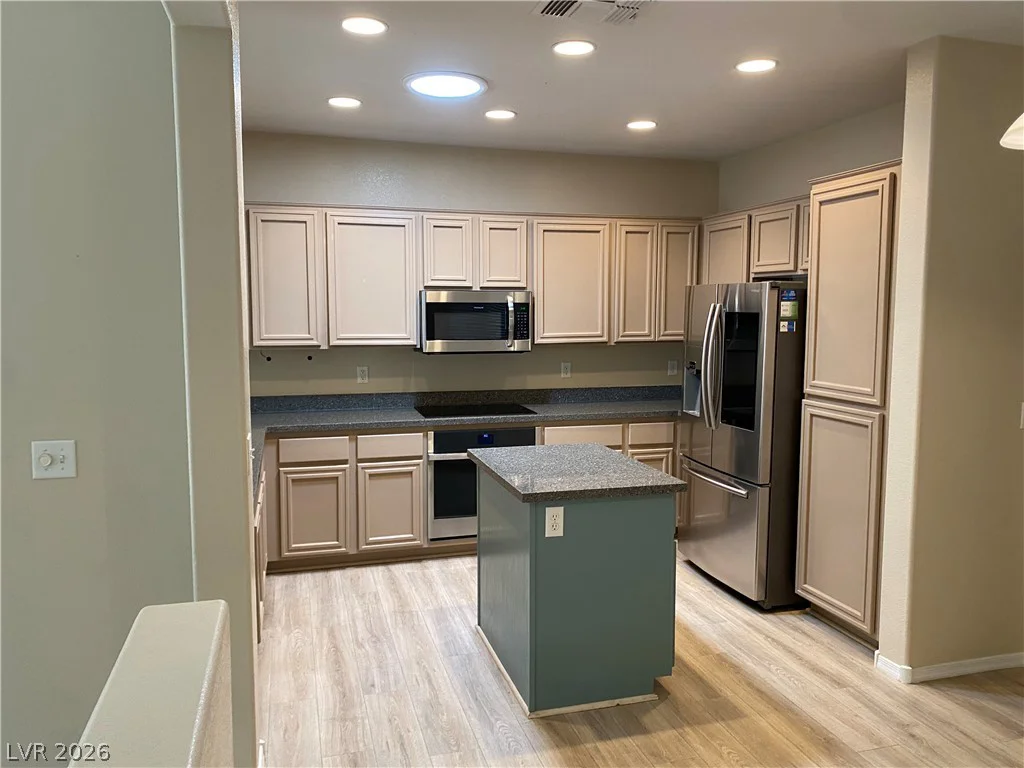 2529 Evansville, Henderson, NV 89052
