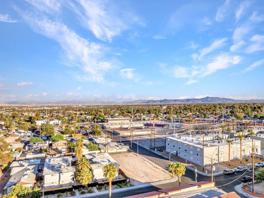 423 13th, Las Vegas, NV 89101