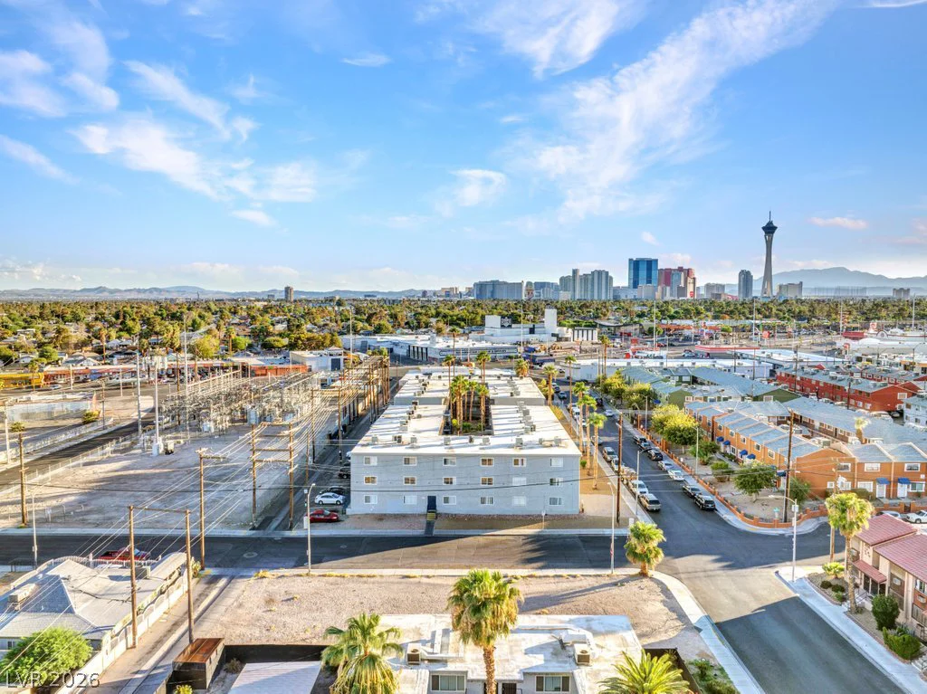 423 13th, Las Vegas, NV 89101