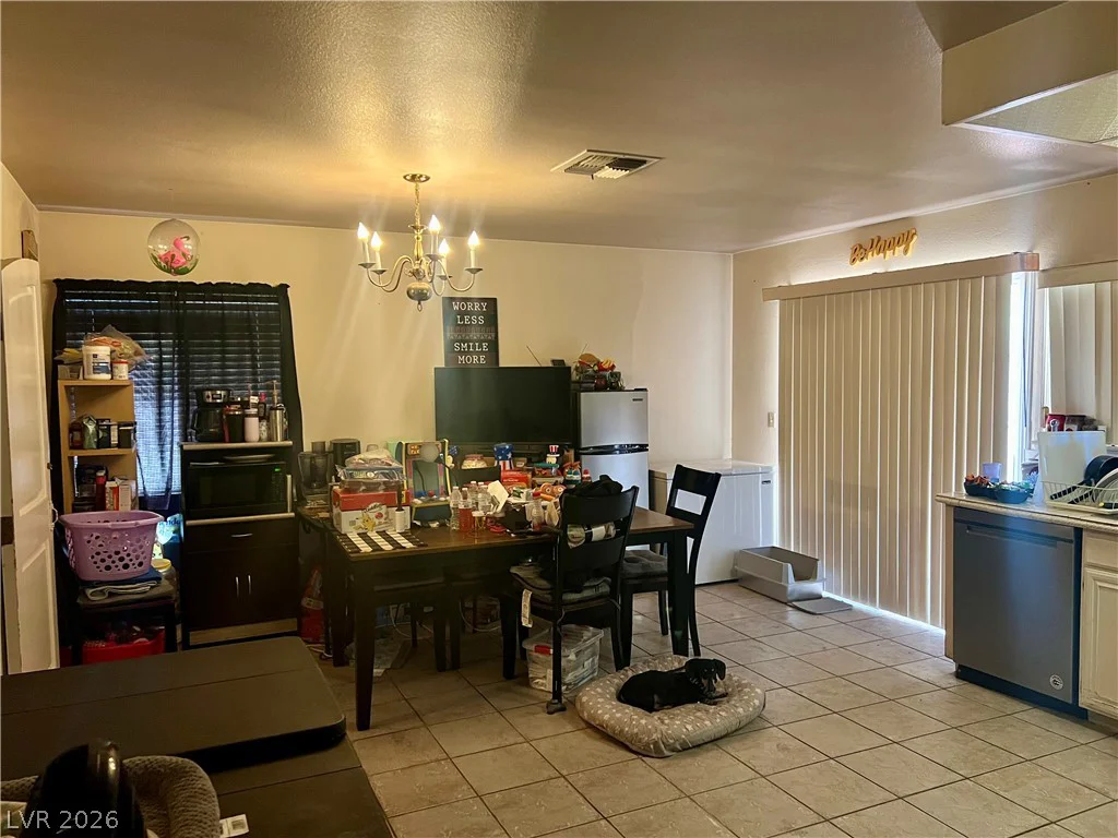 3533 Moraga, Las Vegas, NV 89103