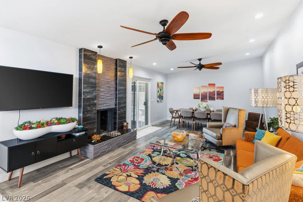 3327 Seminole, Las Vegas, NV 89169