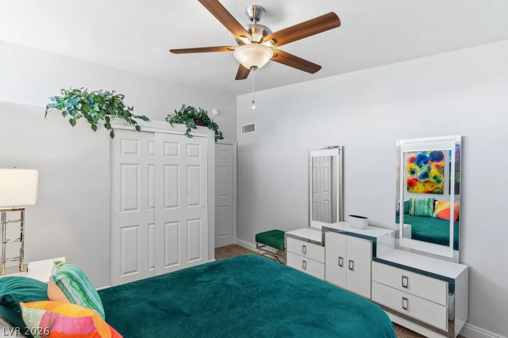 3327 Seminole, Las Vegas, NV 89169