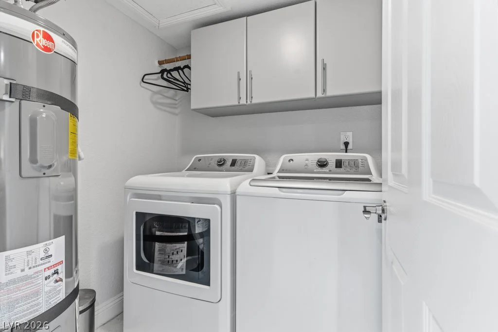 3327 Seminole, Las Vegas, NV 89169