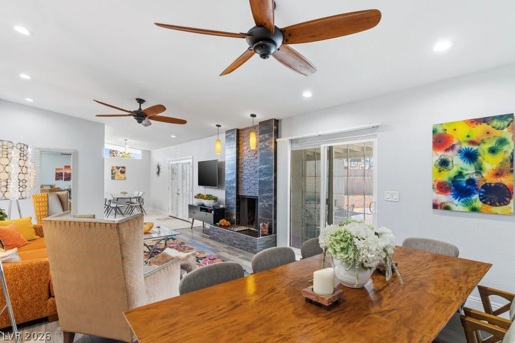 3327 Seminole, Las Vegas, NV 89169